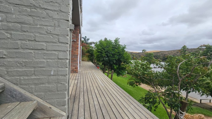 5 Bedroom Property for Sale in Malgas Western Cape